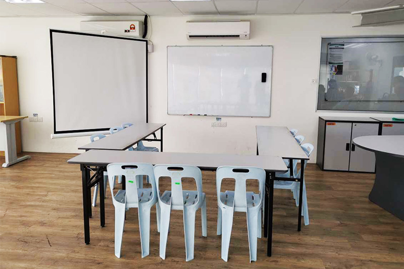 the office u shaped classroom training room rental